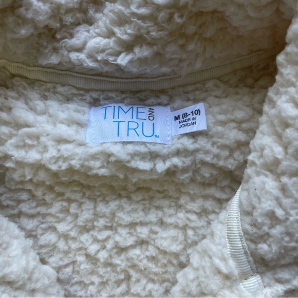 Cream Sherpa Pullover size Medium - Picture 4 of 14